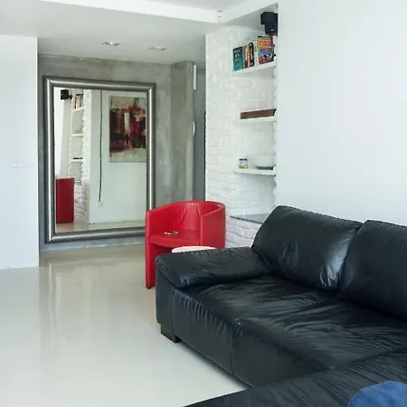 Amazing Two Bedroom In City Centre Apartment Varna
