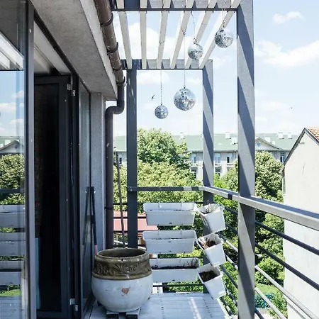 Amazing Two Bedroom In City Centre Apartment Varna